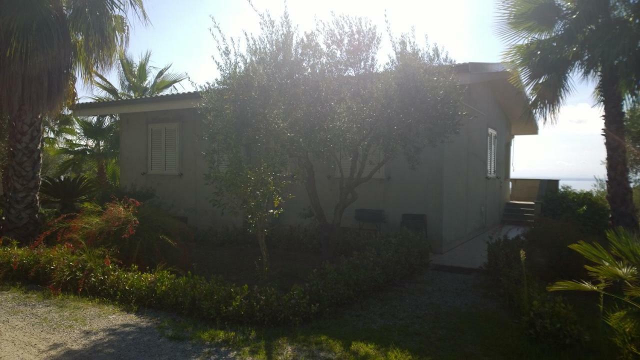 Vila La Scogliera Del Capo Santa Maria  Exteriér fotografie