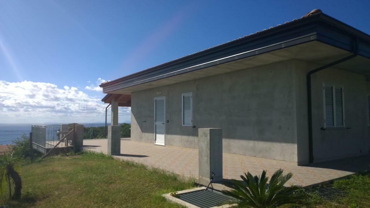 Vila La Scogliera Del Capo Santa Maria  Exteriér fotografie