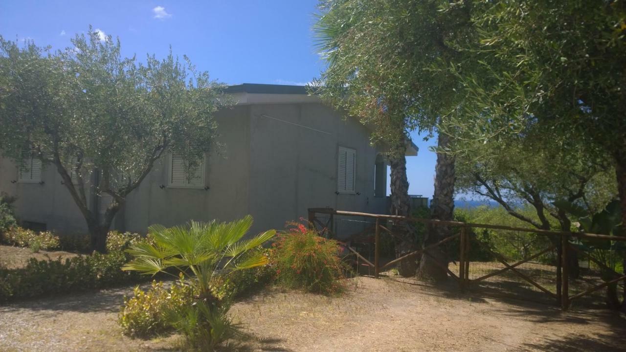 Vila La Scogliera Del Capo Santa Maria  Exteriér fotografie